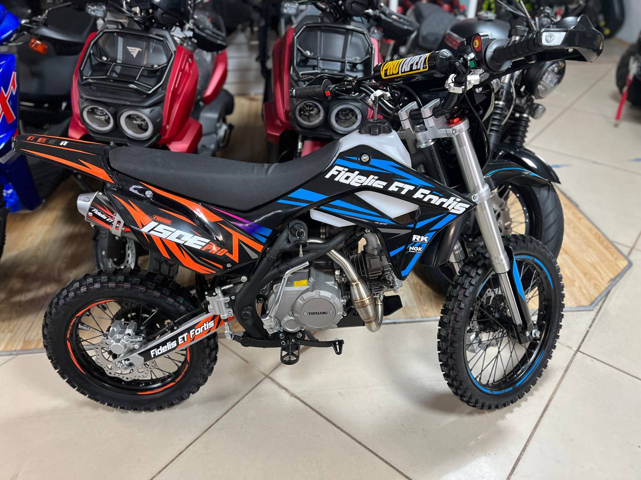 Мотоцикл (питбайк) PROMAX FIDET (ФАЙДЕТ) 190E PRO 17/14 в Анапе