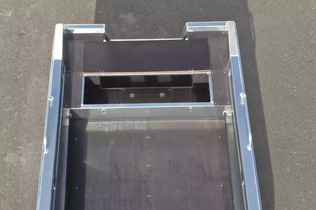 Алюминиевая лодка  Неман-480 Р в Анапе