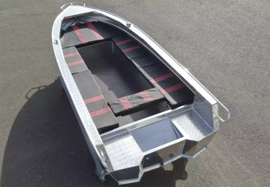 Алюминиевая лодка Wyatboat-390РМ увеличенный борт в Анапе
