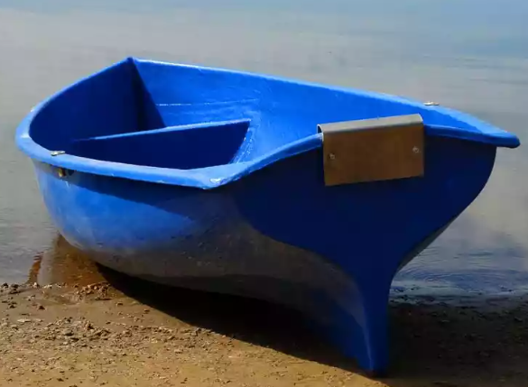 Стеклопластиковая лодка Омуль в Анапе