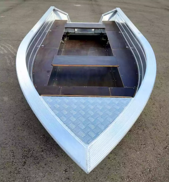 Алюминиевая лодка Неман-400 в Анапе