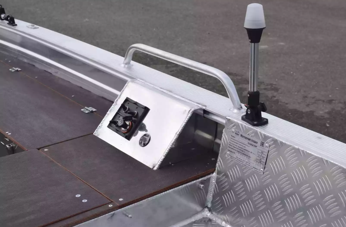 Алюминиевая лодка Wyatboat-390РМ в Анапе