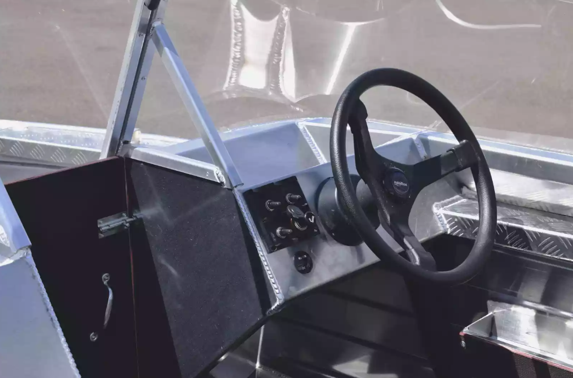 Алюминиевая лодка Wyatboat-390 DCM в Анапе