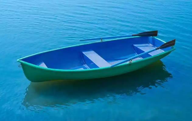 Стеклопластиковая лодка Дельфин в Анапе