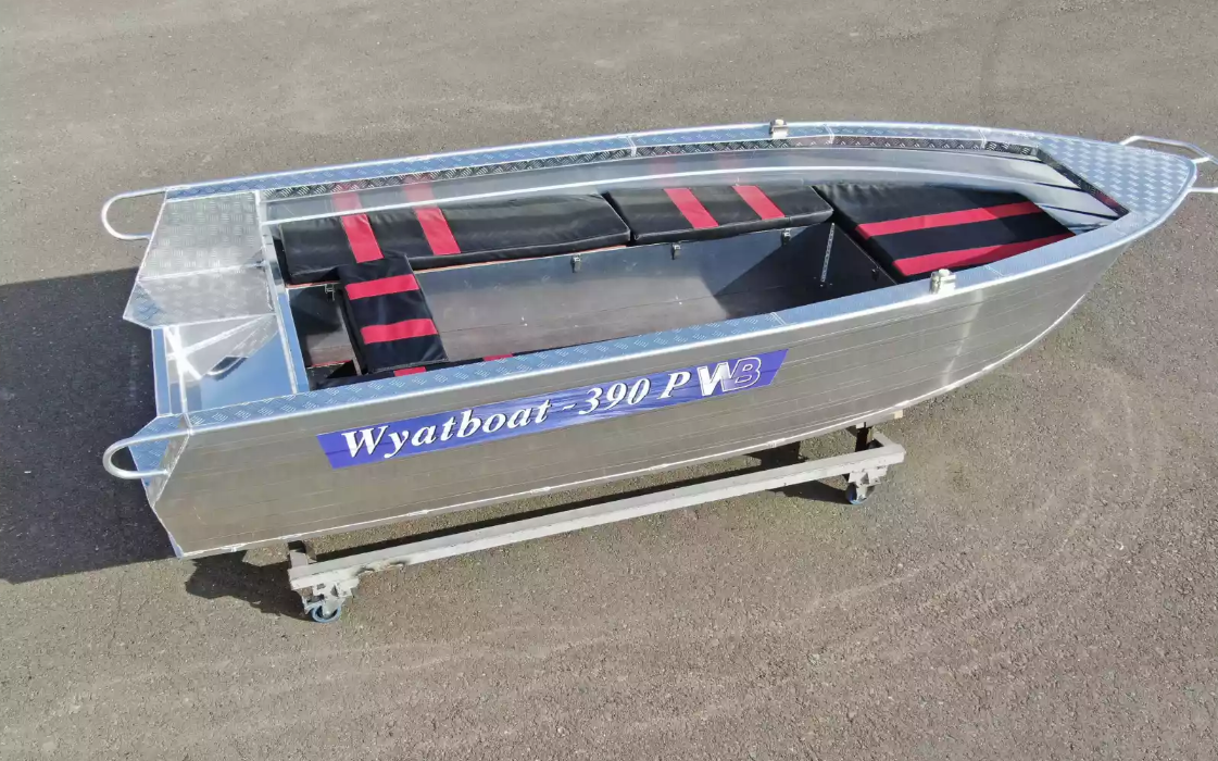 Алюминиевая лодка Wyatboat-390РМ увеличенный борт в Анапе