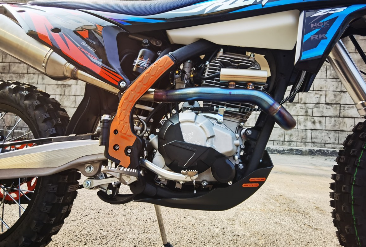 Мотоцикл JHLMOTO JHL Z3 CB250 (172FMM-3A) в Анапе