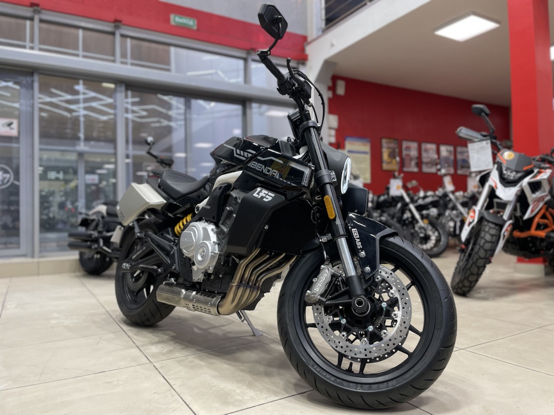Мотоцикл Benda LFS 700 в Анапе
