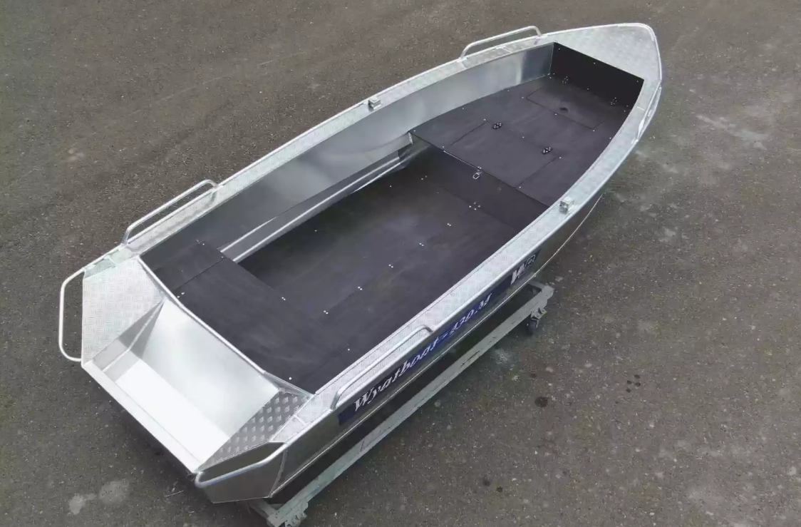 Алюминиевая лодка  Wyatboat-430М FISH в Анапе