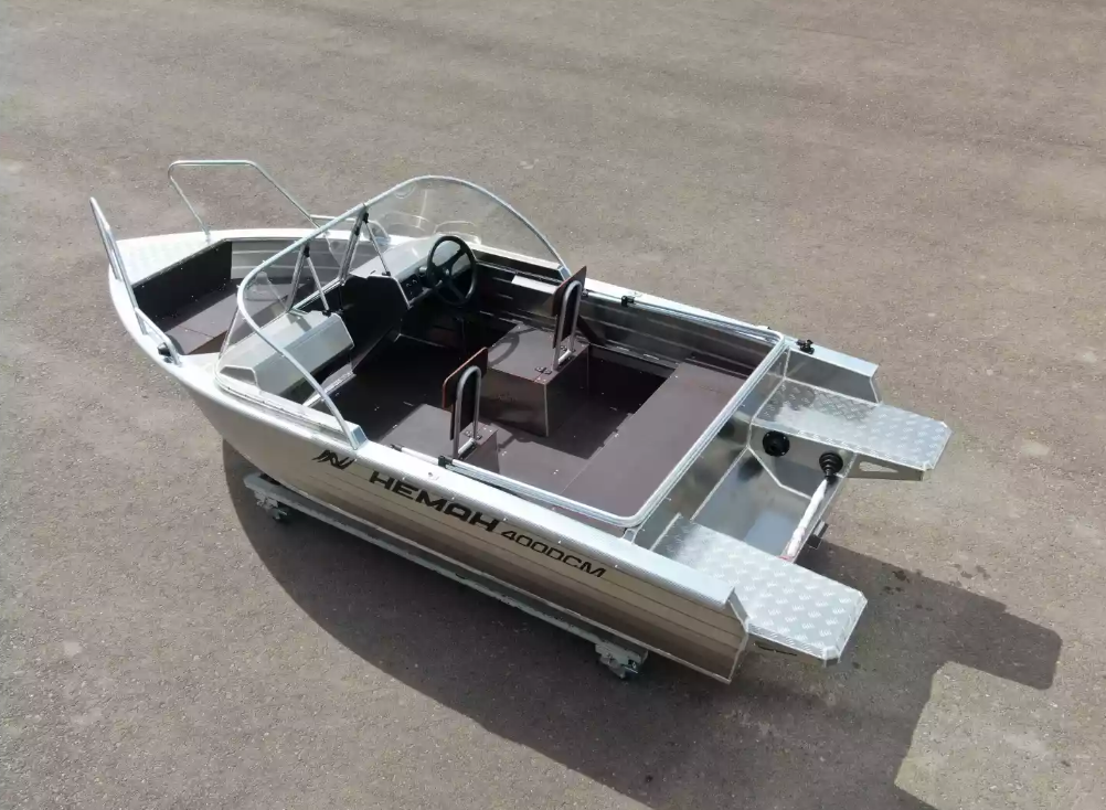 Алюминиевая лодка  Неман-400 DCM NEW в Анапе