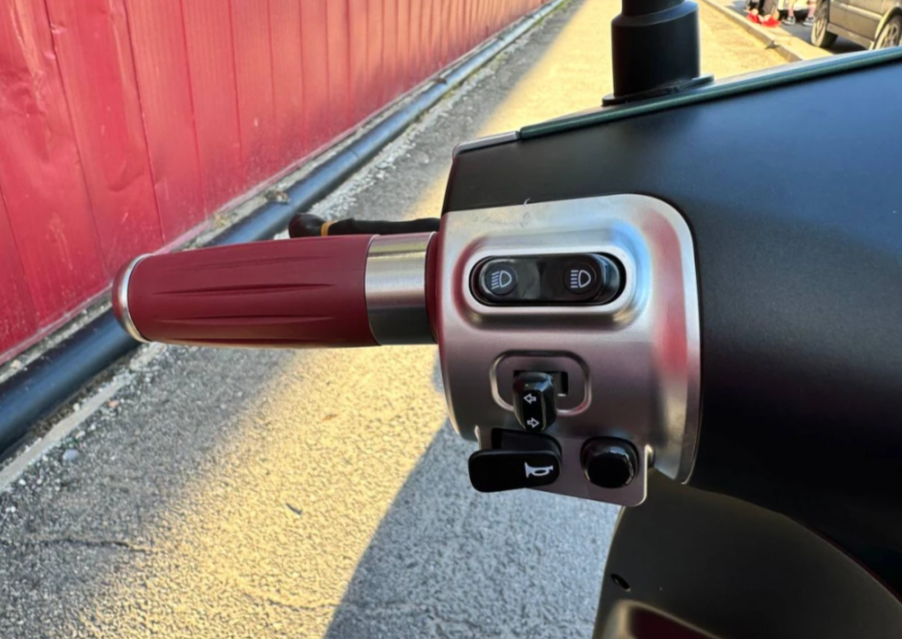 Скутер PROMAX Miami 240 (49) в Анапе