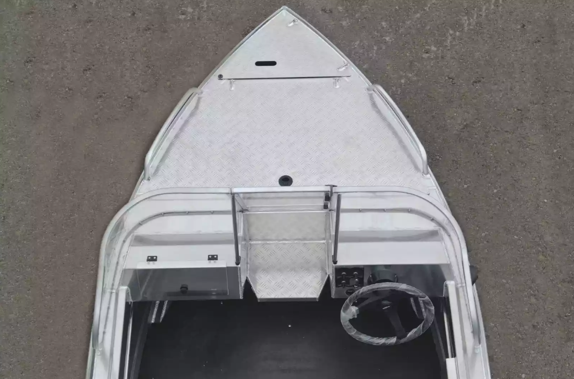 Алюминиевая лодка  Neman-400 PRO в Анапе