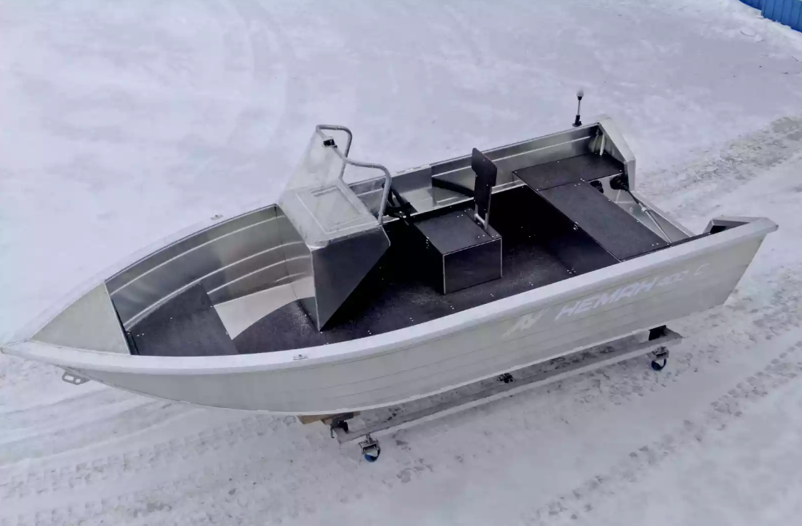 Алюминиевая лодка Неман-400 С в Анапе