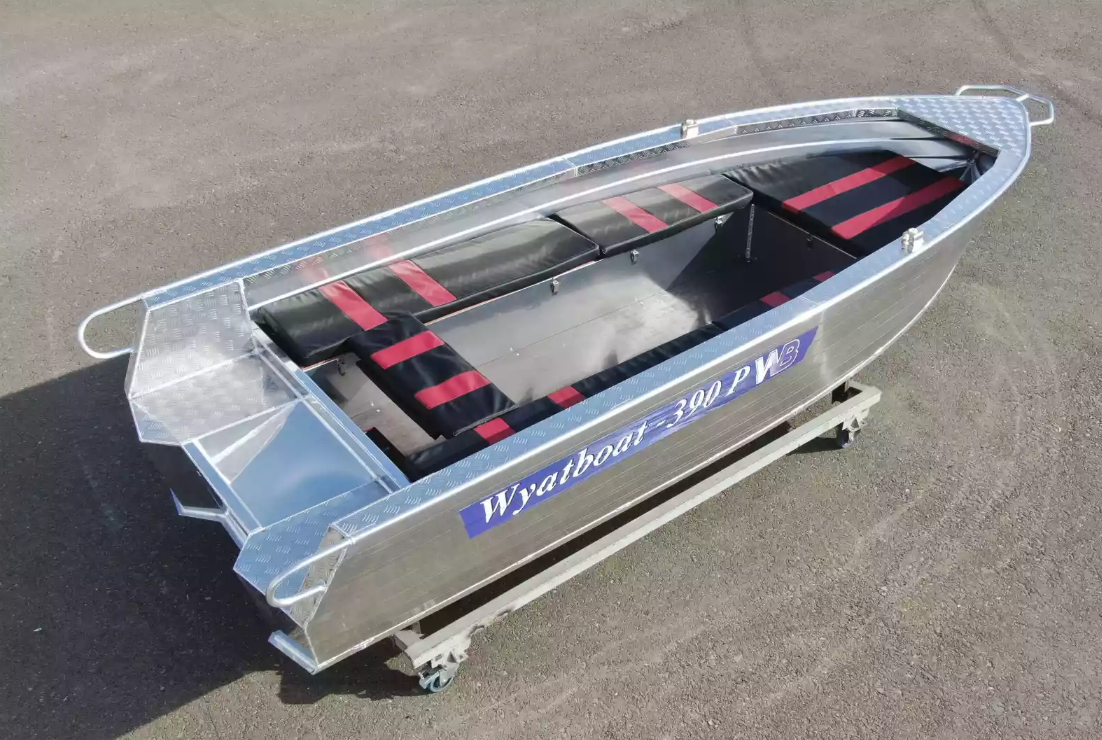 Алюминиевая лодка Wyatboat-390РМ увеличенный борт в Анапе