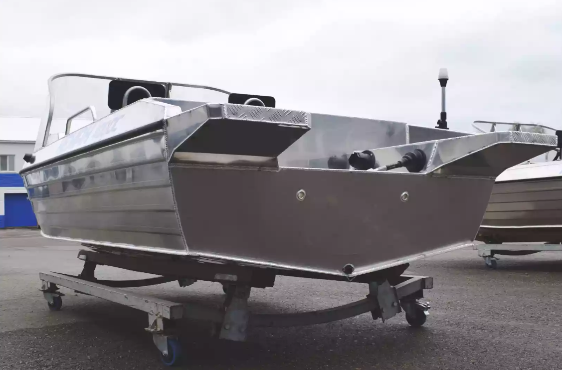 Алюминиевая лодка  Neman-400 DC в Анапе