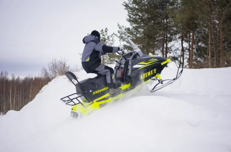 Миниснегоход Бурлак Азимут 20 л.с.  Б/У в Анапе