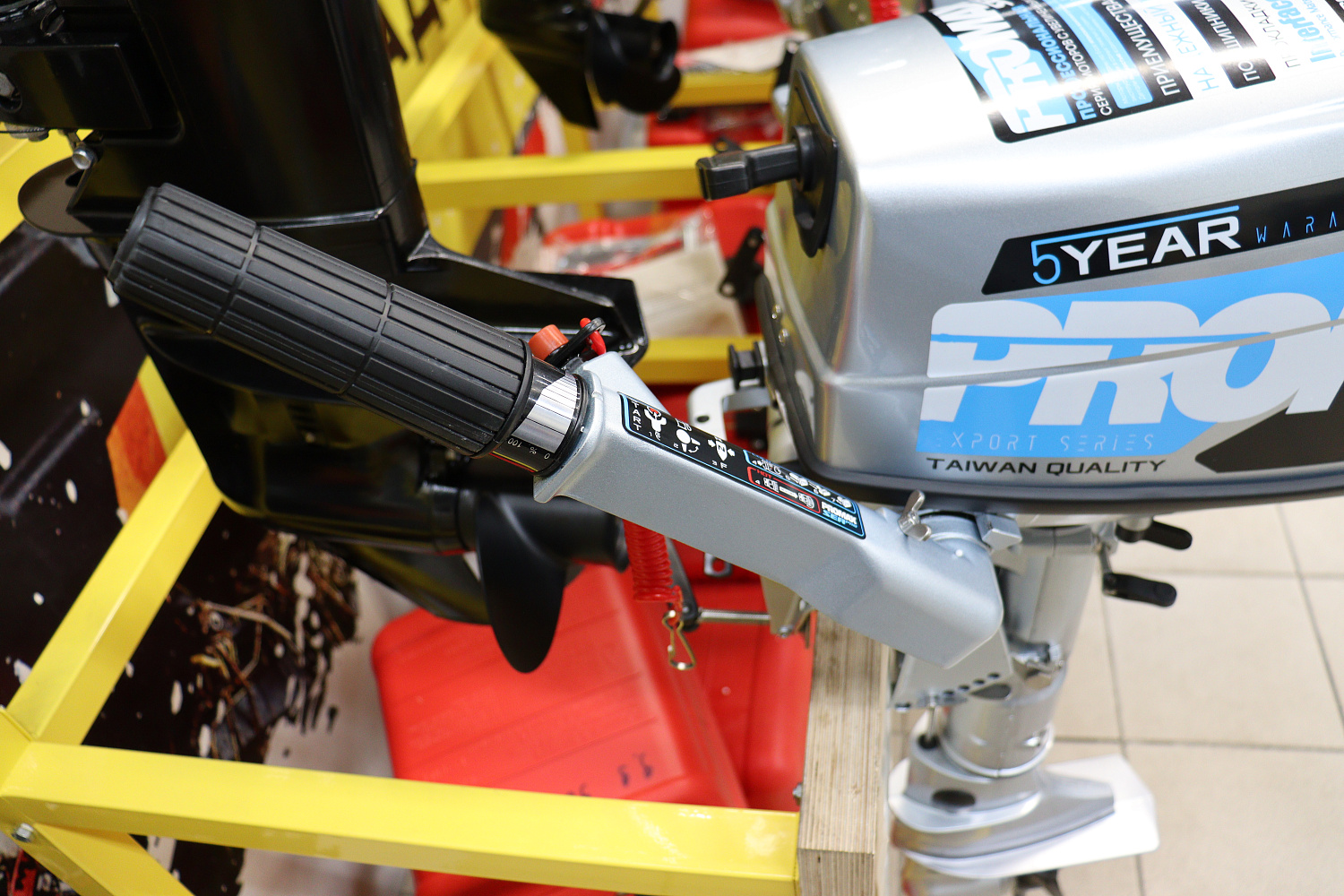 Лодочный мотор PROMAX SP5FHS (внешний бак 12 л) в Анапе