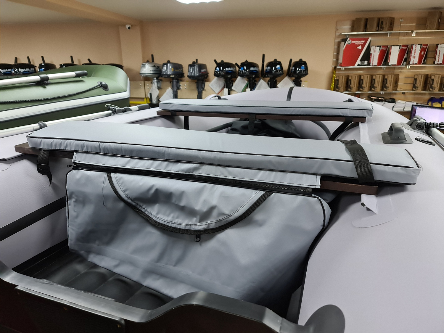 КОМПЛЕКТ МЯГКИХ НАКЛАДОК С СУМКОЙ ДЛЯ ЛОДОК 110Х20 СЕРЫЙ в Анапе