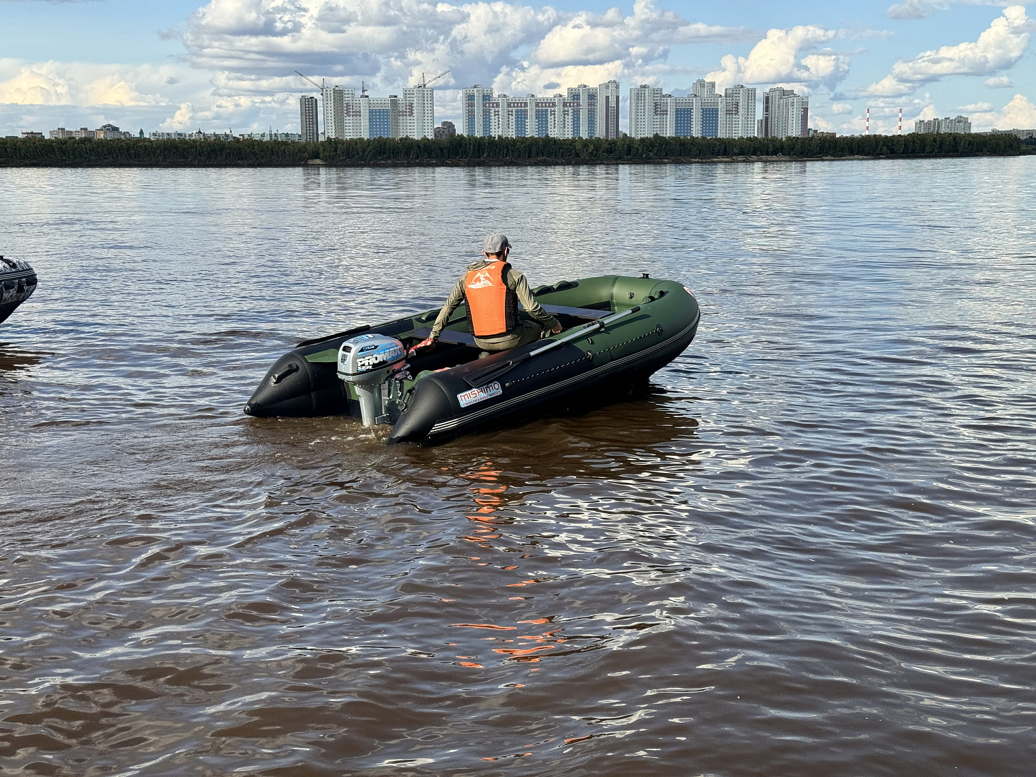 Лодка MISHIMO BIG FLOOR 380 в Анапе