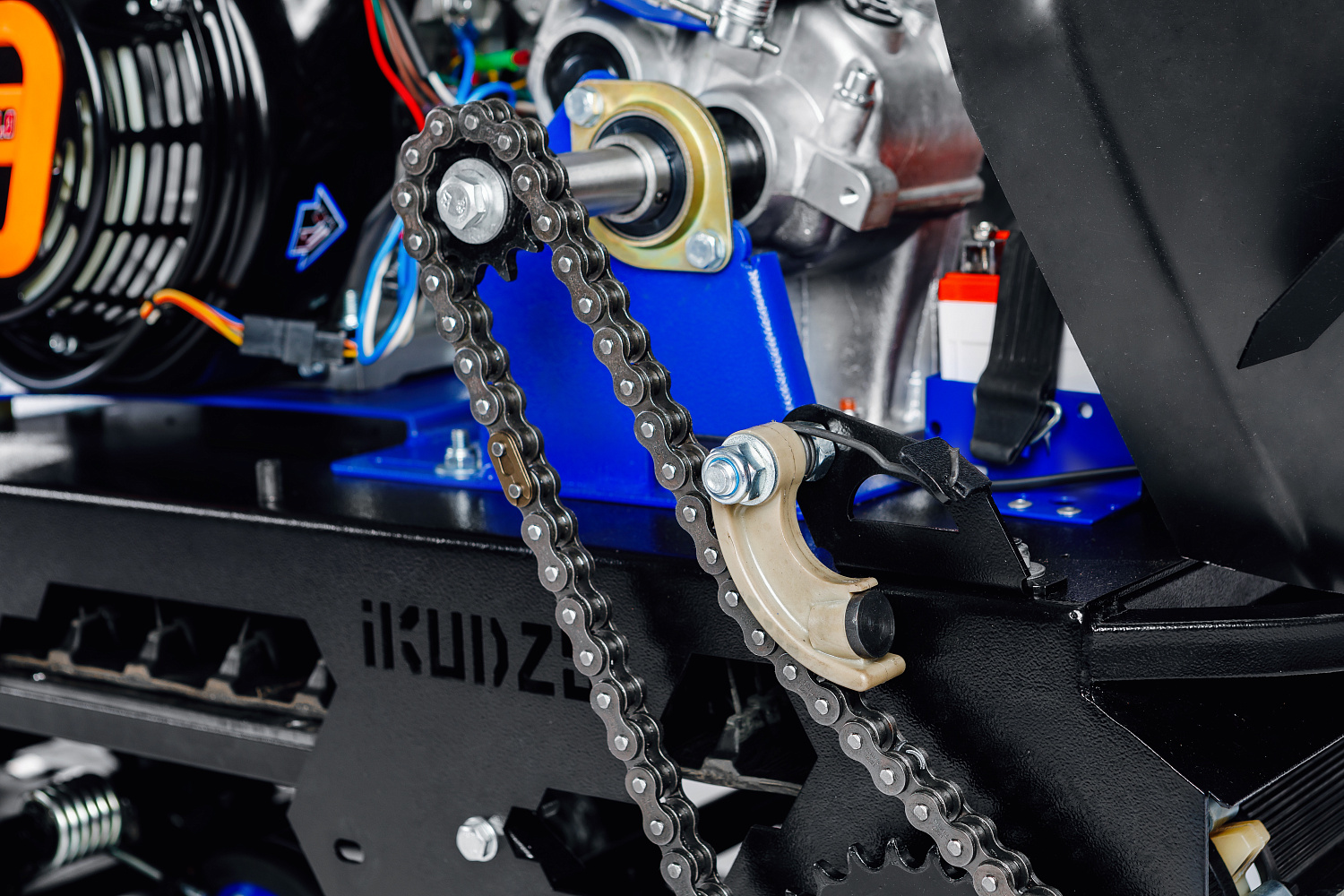 МОТОБУКСИРОВЩИК IKUDZO LONG 2.0 1700/500 EKR19 в Анапе