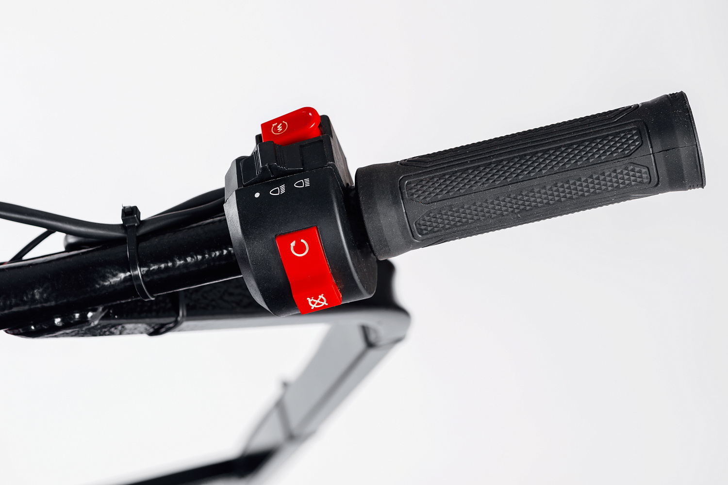 МОТОБУКСИРОВЩИК IKUDZO LONG 2.0 1700/500 EKR19 в Анапе