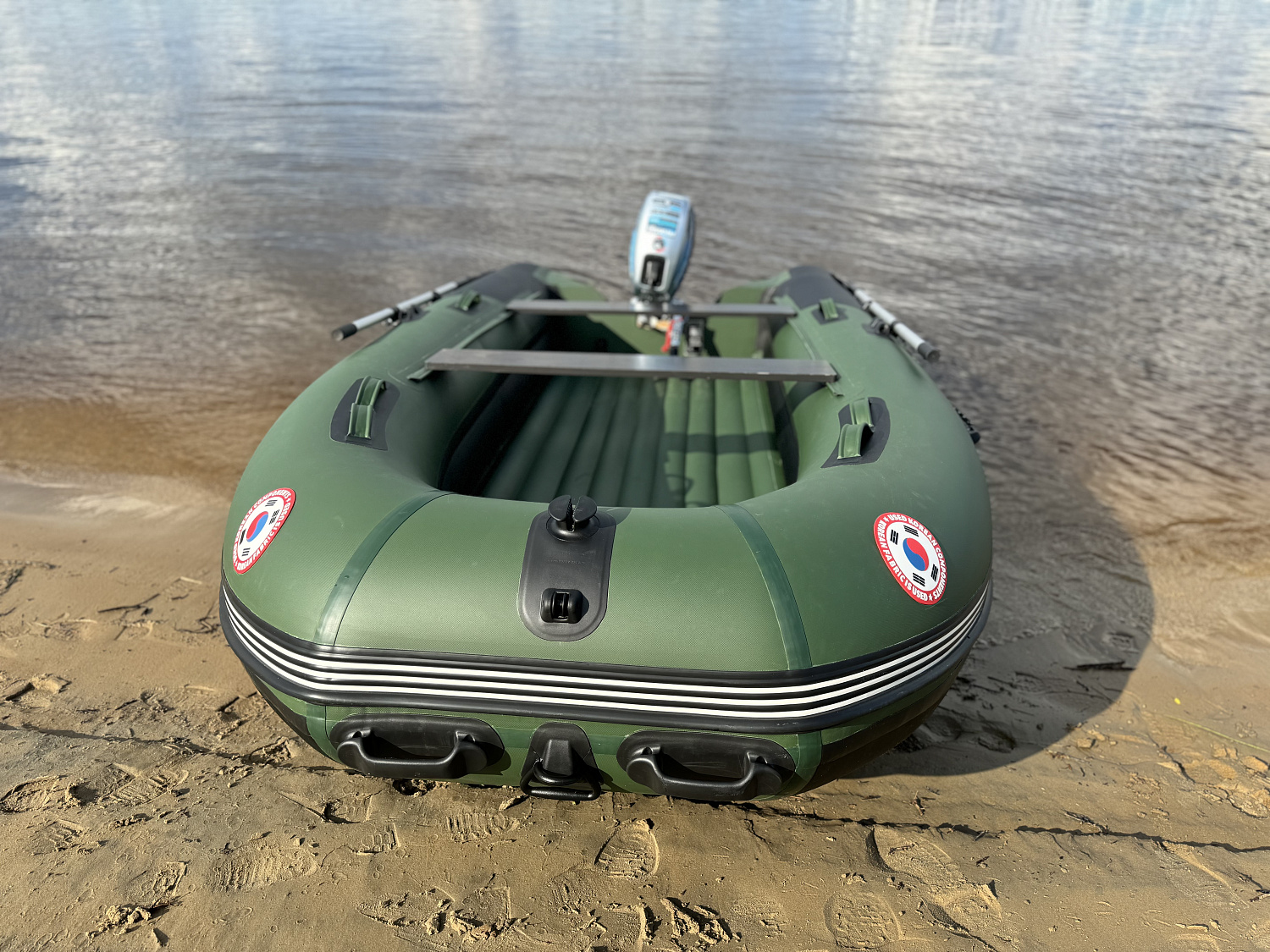 Лодка MISHIMO BIG FLOOR 380 в Анапе